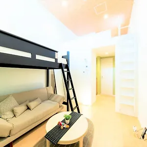 Trip Pod Komondo-machi Apartment